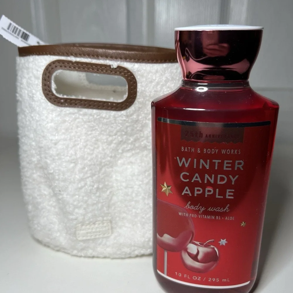 Bath & Body Works Winter Candy Apple Body Wash‎ W/ Bag